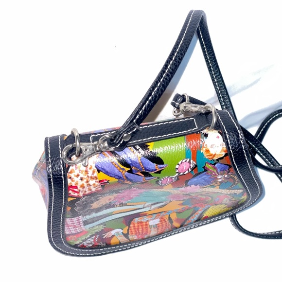 Sydney Love Unique Printed Design Faux Pebbled  Leather Small Crossbody - Picture 12 of 12